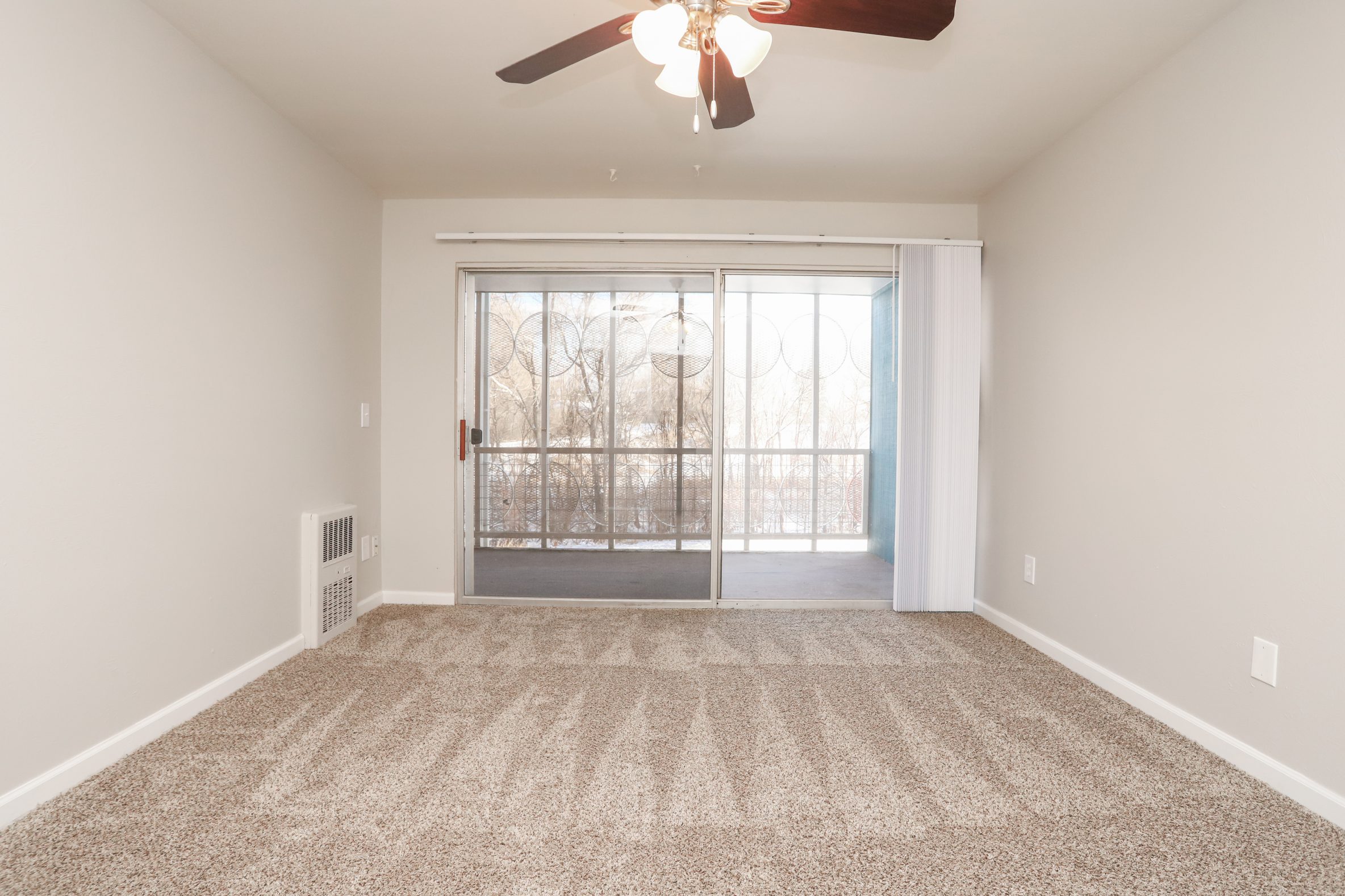 Country Club Gardens Cornerstone Apartments